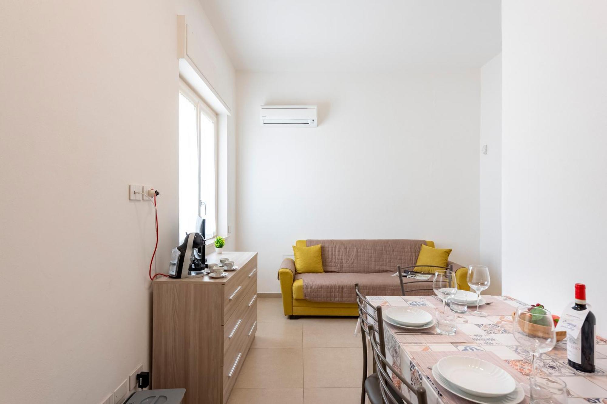 La Suite 2 Ondina Viareggio 200M From Sea - Happy Rentals Zewnętrze zdjęcie