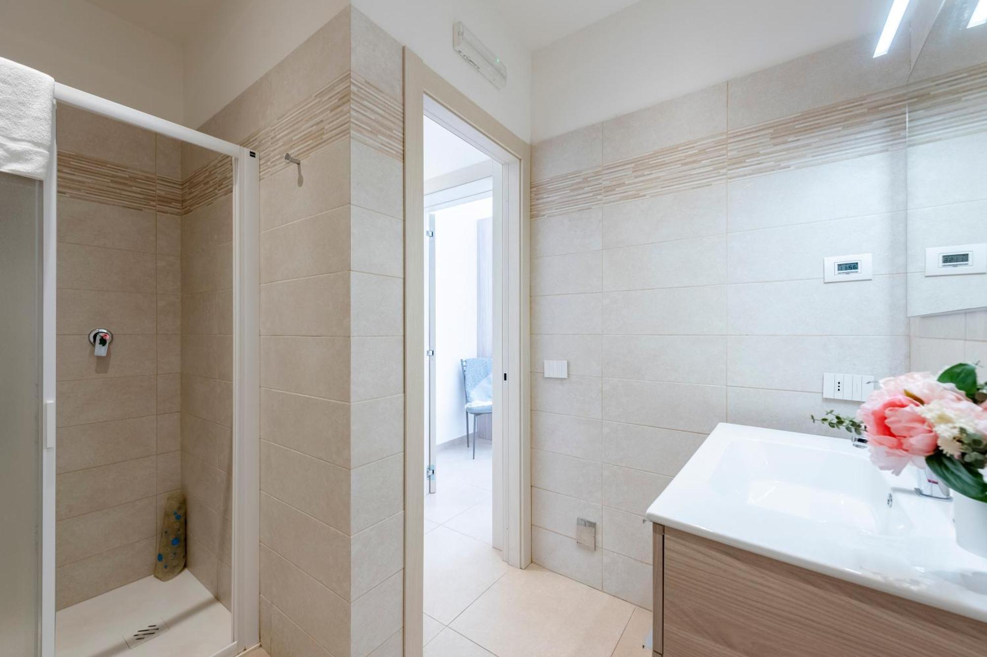 La Suite 2 Ondina Viareggio 200M From Sea - Happy Rentals Zewnętrze zdjęcie