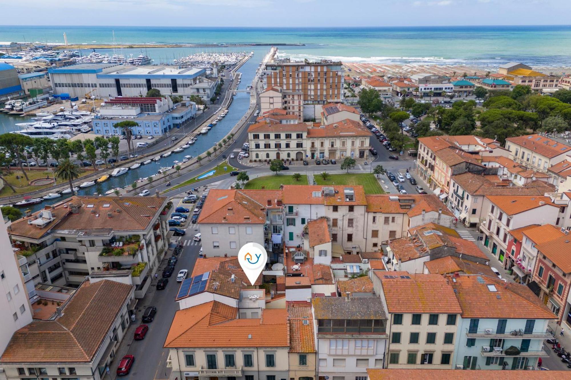 La Suite 2 Ondina Viareggio 200M From Sea - Happy Rentals Zewnętrze zdjęcie